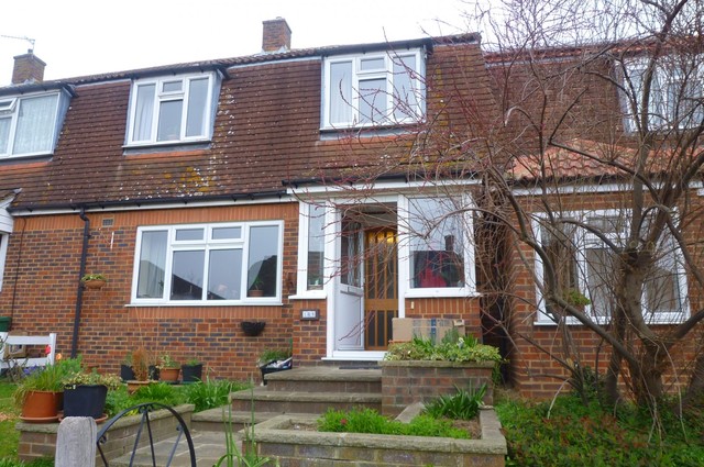  Image of 3 bedroom Terraced house to rent in Radstock Way Merstham Redhill RH1 at Merstham  Redhill, RH1 3NQ