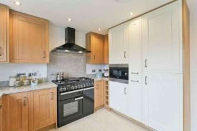  Image of 5 bedroom Detached house for sale in Radstone Road Brackley NN13 at Brackley Northamptonshire Brackley, NN13 5GE
