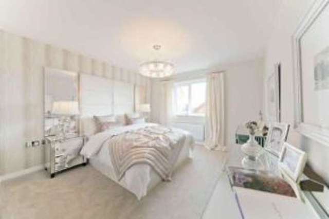  Image of 5 bedroom Detached house for sale in Radstone Road Brackley NN13 at Brackley Northamptonshire Brackley, NN13 5GE
