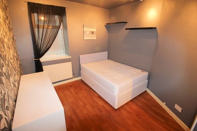  Image of 1 bedroom Flat to rent in Raeburn Place Aberdeen AB25 at Rosemount Aberdeen Aberdeen, AB25 1PQ