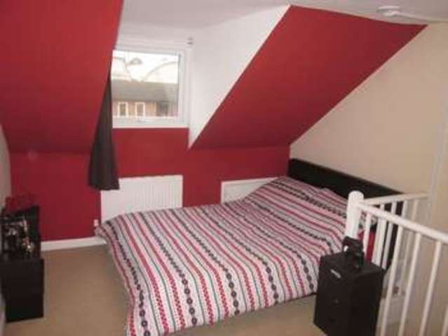  Image of 3 bedroom Terraced house to rent in Raglan Street Lowestoft NR32 at Raglan Street  Lowestoft, NR32 2JU