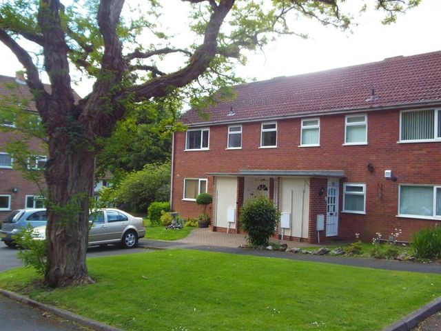  Image of 1 bedroom Flat for sale in Ramsden Close Birmingham B29 at Ramsden Close  Birmingham, B29 4JX