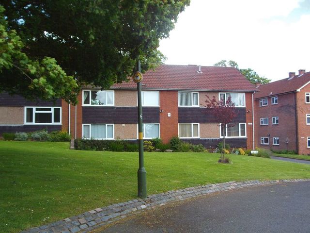  Image of 1 bedroom Flat for sale in Ramsden Close Birmingham B29 at Ramsden Close  Birmingham, B29 4JX