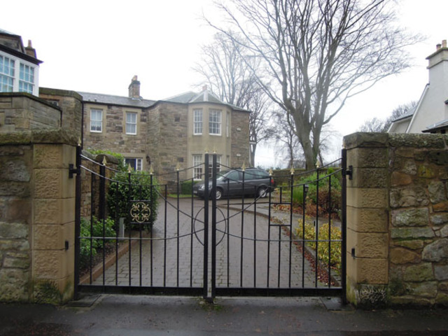  Image of 3 bedroom Flat to rent in Ravelston Dykes Edinburgh EH4 at Ravelston Edinburgh Edinburgh, EH4 3EA