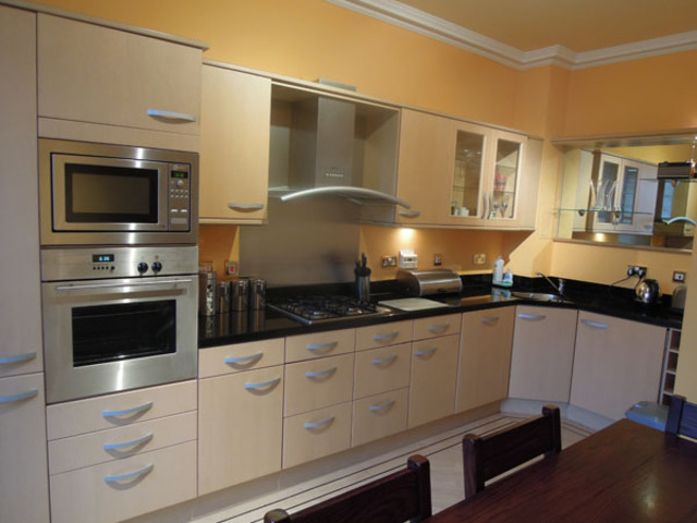  Image of 3 bedroom Flat to rent in Ravelston Dykes Edinburgh EH4 at Ravelston Edinburgh Edinburgh, EH4 3EA