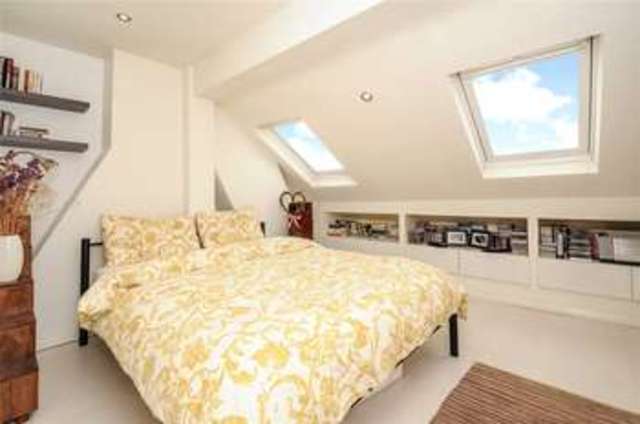  Image of 4 bedroom Terraced house for sale in Ravensbury Terrace London SW18 at London  Earlsfield, SW18 4RL