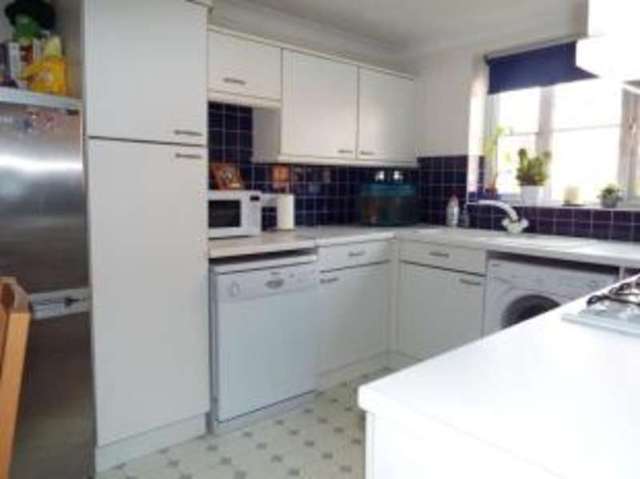  Image of 3 bedroom Semi-Detached house for sale in Heron Gardens Rayleigh SS6 at Rayleigh Essex Rayleigh, SS6 9TU