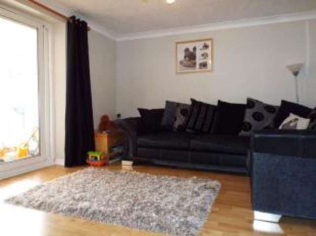  Image of 3 bedroom Semi-Detached house for sale in Heron Gardens Rayleigh SS6 at Rayleigh Essex Rayleigh, SS6 9TU