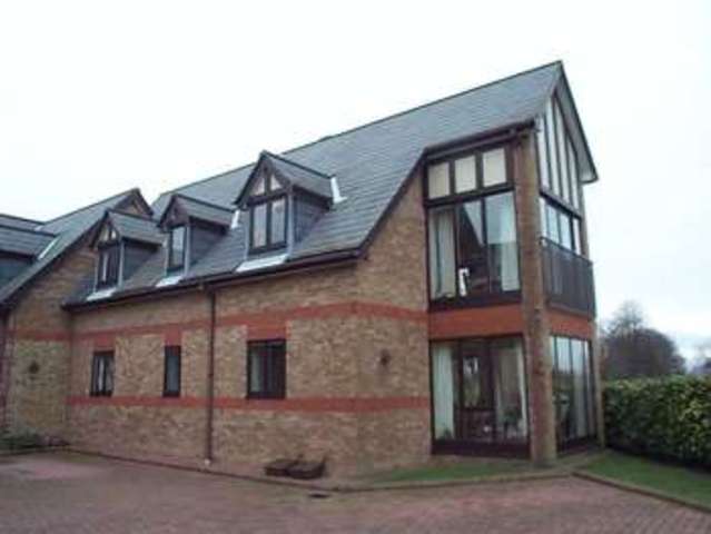  Image of 2 bedroom Retirement Property for sale in Redvers Road Warlingham CR6 at Redvers Road  Warlingham, CR6 9JW