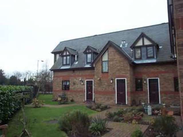  Image of 2 bedroom Retirement Property for sale in Redvers Road Warlingham CR6 at Redvers Road  Warlingham, CR6 9JW