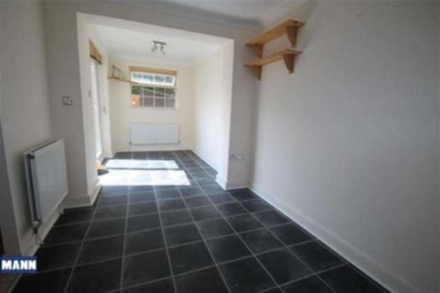  Image of 3 bedroom Terraced house to rent in Reed Court Greenhithe DA9 at Greenhithe, DA9 9FT