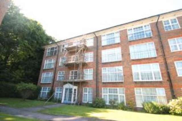  Image of 2 bedroom Flat for sale in Withdean Rise Preston Brighton BN1 at Withdean Rise Brighton Preston, BN1 6YG