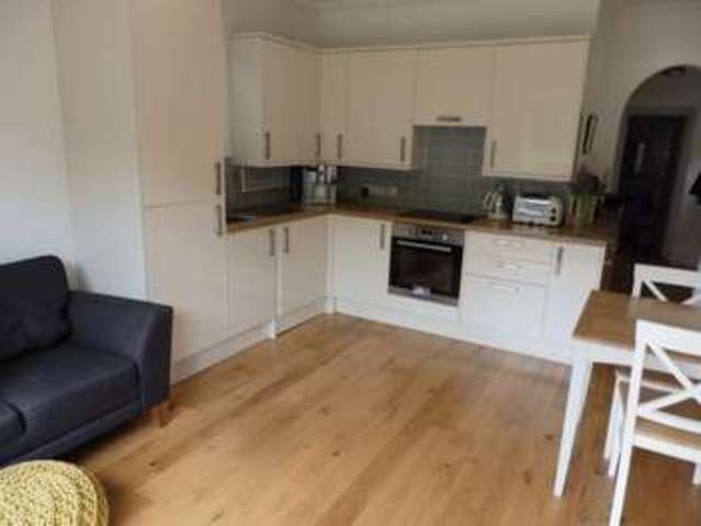  Image of 1 bedroom Flat to rent in Ribblesdale Road London N8 at Ribblesdale Road  Crouch End, N8 7EP