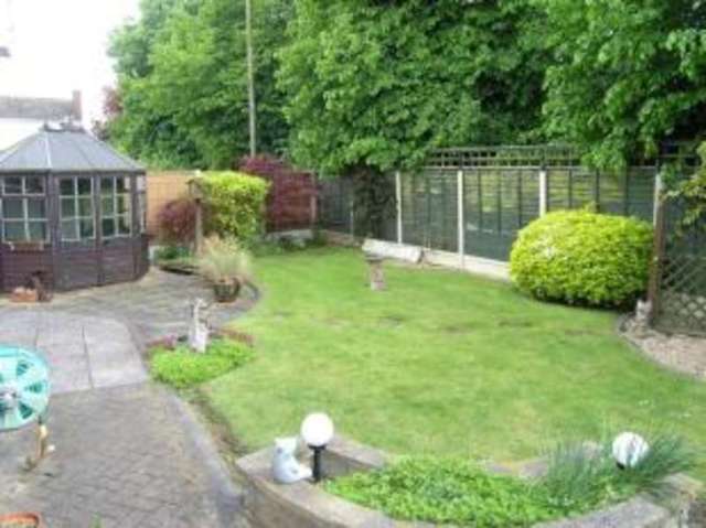  Image of 3 bedroom Detached house for sale in Marshalls Rochford SS4 at Rochford Essex Ashingdon, SS4 1SP