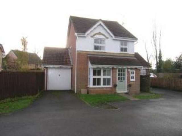 Image of 4 bedroom Detached house for sale in Oaklands Mews Rochford SS4 at Rochford Essex Great Stambridge, SS4 1GE