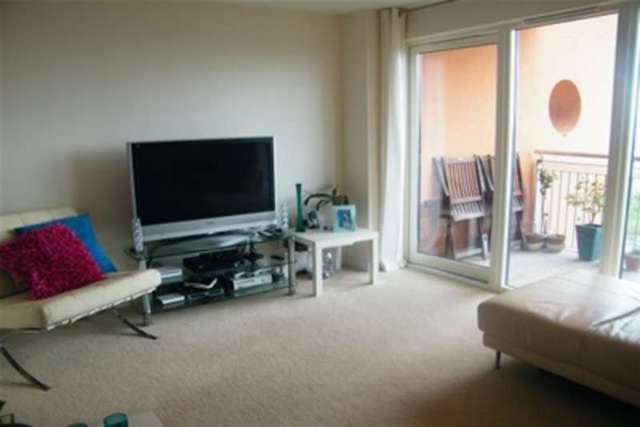  Image of 1 bedroom Flat to rent in Victoria Wharf Watkiss Way Cardiff CF11 at Cardiff, CF11 0SH