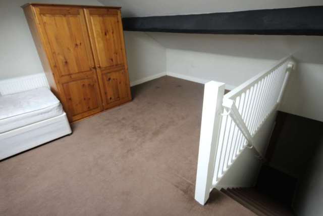  Image of 3 bedroom Semi-Detached house to rent in Stockport Road Romiley Stockport SK6 at Stockport Road Romiley Stockport, SK6 3AN