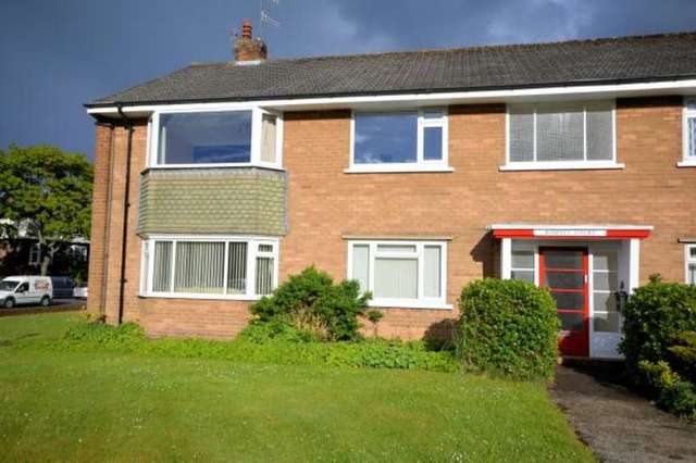  Image of 2 bedroom Apartment for sale in Malvern Crescent Scarborough YO12 at Romney Court Malvern Crescent Scarborough, YO12 5QW