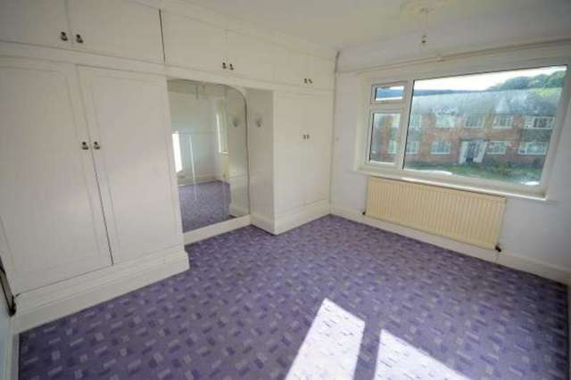 Image of 2 bedroom Apartment for sale in Malvern Crescent Scarborough YO12 at Romney Court Malvern Crescent Scarborough, YO12 5QW