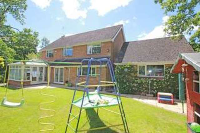  Image of 4 bedroom Detached house for sale in Cedar Lawn Romsey SO51 at Cedar Lawn  Romsey, SO51 7US