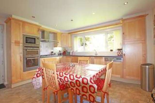  Image of 4 bedroom Detached house for sale in Cedar Lawn Romsey SO51 at Cedar Lawn  Romsey, SO51 7US