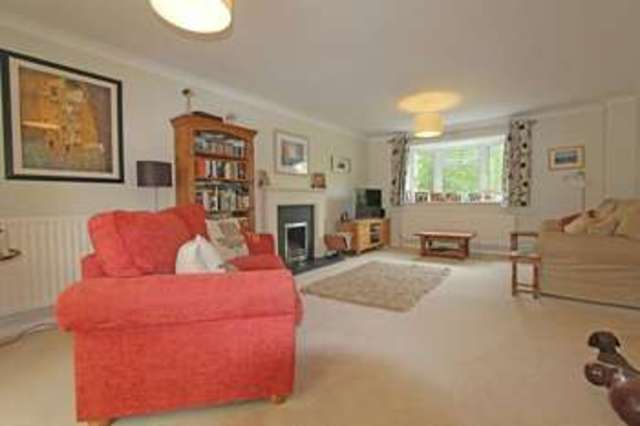  Image of 4 bedroom Detached house for sale in Cedar Lawn Romsey SO51 at Cedar Lawn  Romsey, SO51 7US