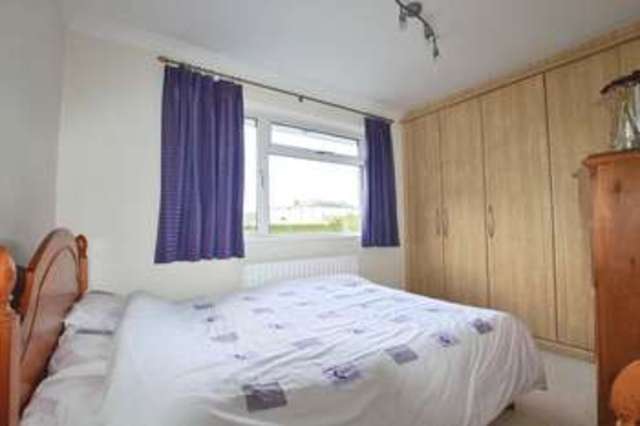  Image of 4 bedroom Detached house for sale in Cedar Lawn Romsey SO51 at Cedar Lawn  Romsey, SO51 7US