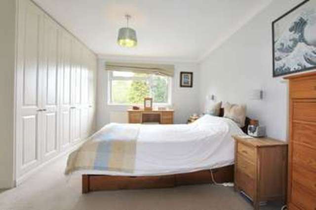  Image of 4 bedroom Detached house for sale in Cedar Lawn Romsey SO51 at Cedar Lawn  Romsey, SO51 7US