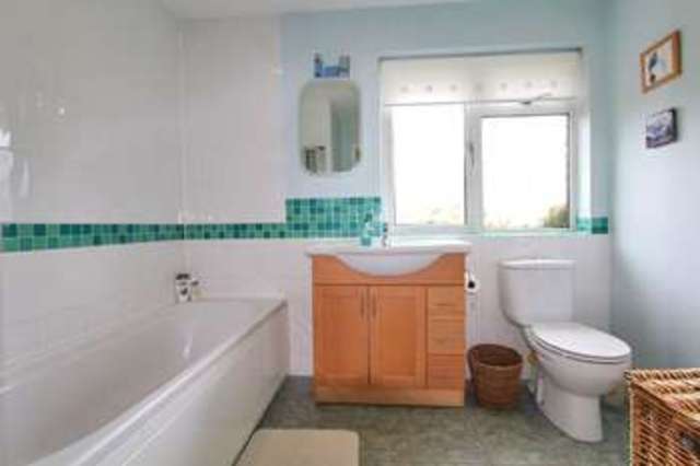  Image of 4 bedroom Detached house for sale in Cedar Lawn Romsey SO51 at Cedar Lawn  Romsey, SO51 7US