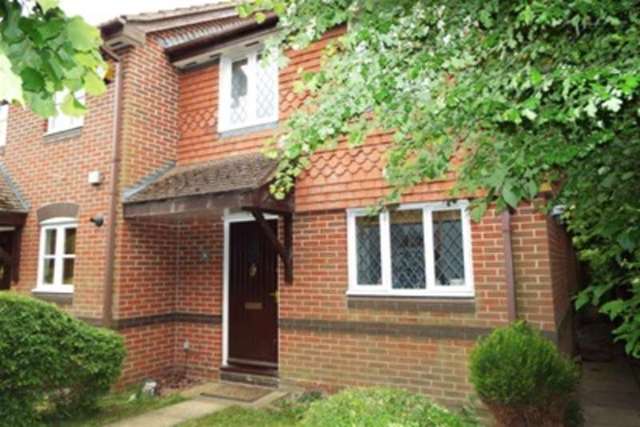  Image of 3 bedroom Terraced house to rent in Neville Drive Romsey SO51 at Romsey, SO51 7RP