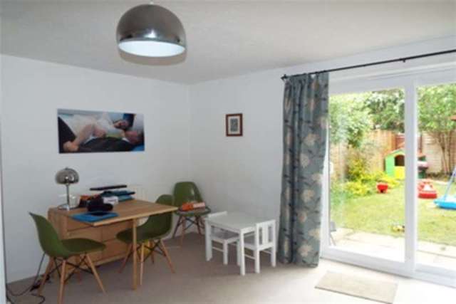  Image of 3 bedroom Terraced house to rent in Neville Drive Romsey SO51 at Romsey, SO51 7RP
