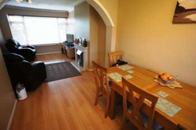  Image of 3 bedroom Terraced house for sale in Rosemead Benfleet SS7 at Rosemead  Benfleet, SS7 4JQ