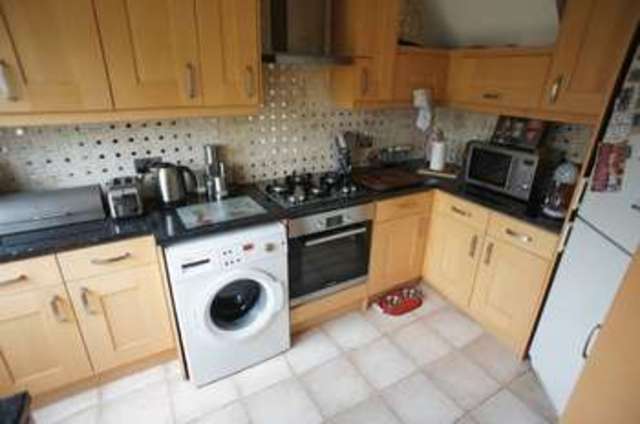  Image of 3 bedroom Terraced house for sale in Rosemead Benfleet SS7 at Rosemead  Benfleet, SS7 4JQ