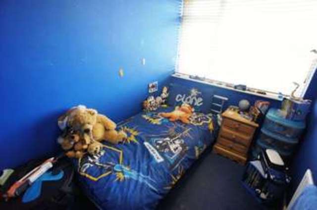  Image of 3 bedroom Terraced house for sale in Rosemead Benfleet SS7 at Rosemead  Benfleet, SS7 4JQ