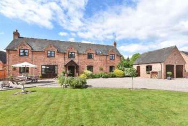  Image of 4 bedroom Detached house for sale in Ratcliffe-on-Soar Nottingham NG11 at Manor Farm  Ratcliffe-On-Soar, NG11 0EB