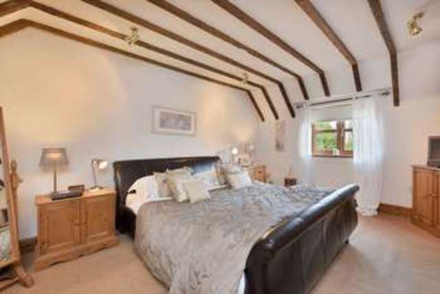  Image of 4 bedroom Detached house for sale in Ratcliffe-on-Soar Nottingham NG11 at Manor Farm  Ratcliffe-On-Soar, NG11 0EB