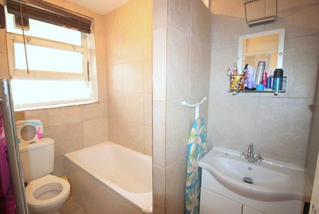  Image of 1 bedroom Flat for sale in Devas Street London E3 at Bow  London, E3 3LN