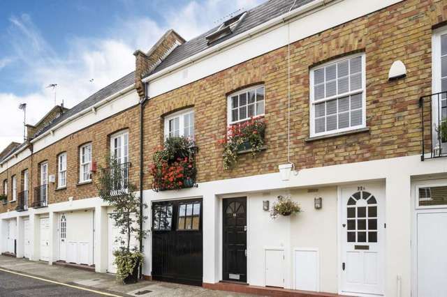  Image of 2 bedroom Detached house for sale in Royal Crescent Mews London W11 at Royal Crescent Mews Holland Park London, W11 4SY