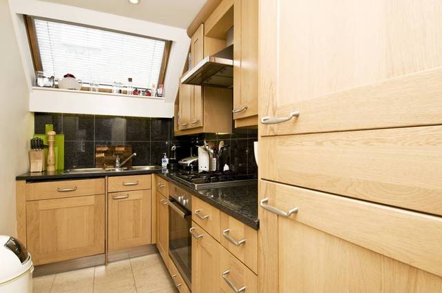  Image of 3 bedroom Detached house to rent in Royal Duchess Mews London SW12 at Royal Duchess Mews  London, SW12 9SB