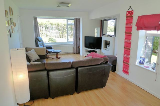  Image of 4 bedroom Detached house for sale in Rudgwick Drive Bury BL8 at Rudgwick Drive Brandlesholme Bury, BL8 1YA