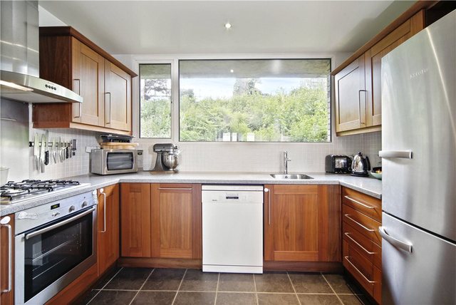  Image of 3 bedroom Property to rent in Ruston Mews London W11 at Ruston Mews  London, W11 1RB