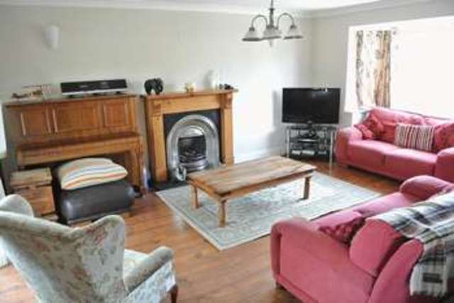  Image of 3 bedroom Semi-Detached house for sale in Rutland Road Stamford PE9 at Rutland Road  Stamford, PE9 1UW