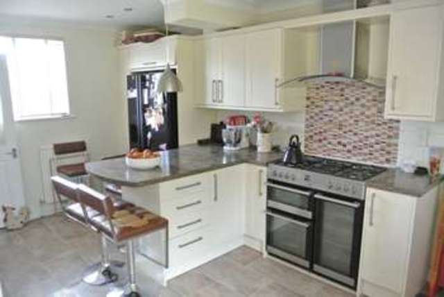 Image of 3 bedroom Semi-Detached house for sale in Rutland Road Stamford PE9 at Rutland Road  Stamford, PE9 1UW
