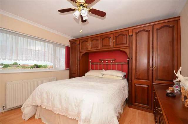 Image of 4 bedroom End of Terrace for sale in Salisbury Close Sittingbourne ME10 at Sittingbourne Kent Sittingbourne, ME10 3BP