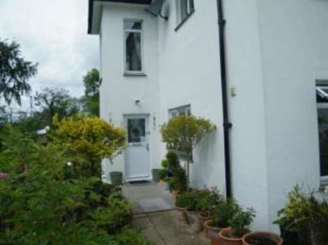  Image of 2 bedroom Flat for sale in Salisbury Road Winkton Christchurch BH23 at Salisbury Road Christchurch Winkton, BH23 7AR