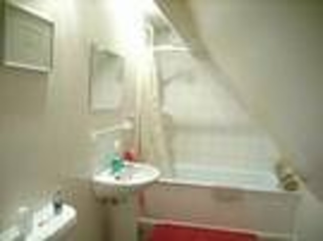 Image of 1 bedroom Flat to rent in Sanderstead Road Sanderstead South Croydon CR2 at South Croydon, CR2 0PH