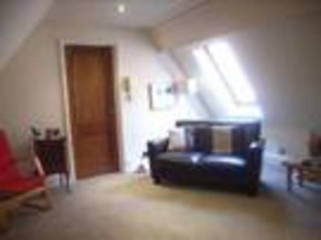  Image of 1 bedroom Flat to rent in Sanderstead Road Sanderstead South Croydon CR2 at South Croydon, CR2 0PH