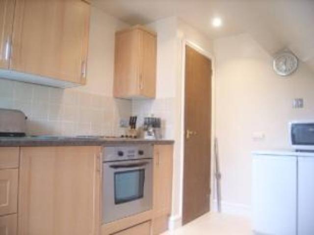  Image of 1 bedroom Flat to rent in Sanderstead Road Sanderstead South Croydon CR2 at South Croydon, CR2 0PH