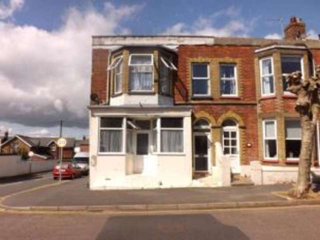  Image of 5 bedroom Detached house for sale in Station Avenue Sandown PO36 at Sandown Isle of Wight Sandown, PO36 9BW