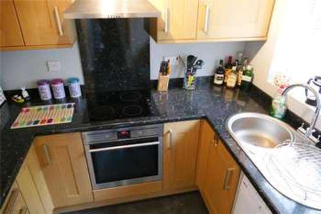  Image of 2 bedroom End of Terrace for sale in Sandstone Close Winnersh Wokingham RG41 at Winnersh Wokingham Winnersh, RG41 5XS